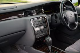 1995 TOYOTA CROWN MAJESTA SEDAN 2JZ-GE A TYPE