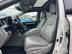Used 2014 TOYOTA HIGHLANDER SUV V6, 3.5 LITER XLE SPORT UTILITY 4D - LA Auto Star located in Virginia Beach, VA