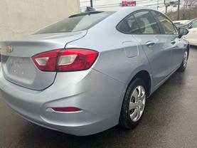 2018 CHEVROLET CRUZE SEDAN BLUE AUTOMATIC - Auto Spot