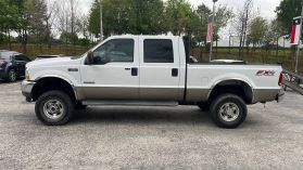 2004 Ford F250 Super Duty Crew Cab - Image 2