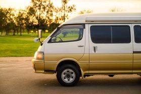 1996 TOYOTA HIACE VAN 1KZ-TE CAMPER