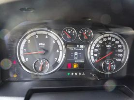 2011 DOGE RAM 1500 CREW CAB PICKUP V8, HEMI, 5.7 LITER ST PICKUP 4D 5 1/2 FT