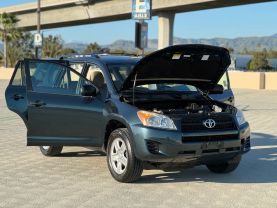 2011 TOYOTA RAV4 SUV 4-CYL, 2.5 LITER SPORT UTILITY 4D