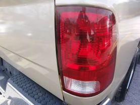 2011 DOGE RAM 1500 CREW CAB PICKUP V8, HEMI, 5.7 LITER ST PICKUP 4D 5 1/2 FT