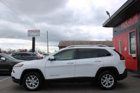 2016 JEEP CHEROKEE SUV 4-CYL, PZEV, 2.4 LITER LATITUDE SPORT UTILITY 4D