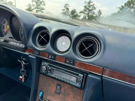 1987 MERCEDES-BENZ 560 SERIES CONVERTIBLE - SL 2D COUPE ROADSTER