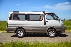 1996 TOYOTA HIACE VAN 1KZ-TE SUPER CUSTOM LIMITED