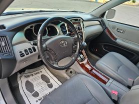 2007 TOYOTA HIGHLANDER SUV V6, 3.3 LITER SPORT UTILITY 4D