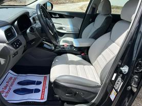 2019 KIA SORENTO SUV V6, GDI, 3.3 LITER SX SPORT UTILITY 4D at T&T Repairables - used car dealership in Spencer, Indiana.