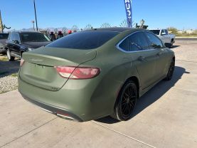2015 Chrysler 200 - Image 5