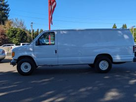 2006 Ford E250 Super Duty Cargo - Image 2