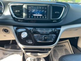 2020 CHRYSLER PACIFICA PASSENGER V6, 3.6 LITER TOURING L MINIVAN 4D