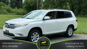 2013 Toyota Highlander - Image 1