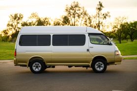 1996 TOYOTA HIACE VAN 1KZ-TE CAMPER