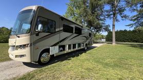 Used 2017 GEORGETOWN BY FOREST RIVER GEORGETOWN 5 GT5 CLASS A - 36B5 - LA Auto Star located in Virginia Beach, VA