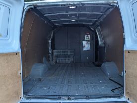 2006 Ford E250 Super Duty Cargo - Image 3