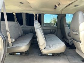 2005 Chevrolet Express 1500 Passenger - Image 20