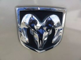 2011 DOGE RAM 1500 CREW CAB PICKUP V8, HEMI, 5.7 LITER ST PICKUP 4D 5 1/2 FT