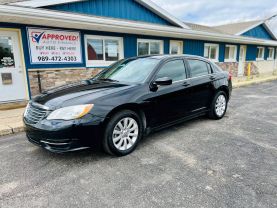 2013 CHRYSLER 200 SEDAN 4-CYL, 2.4 LITER TOURING SEDAN 4D