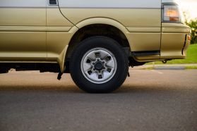 1996 TOYOTA HIACE VAN 1KZ-TE CAMPER