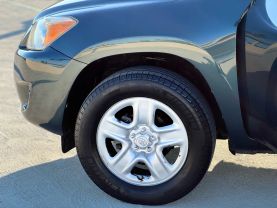 2011 TOYOTA RAV4 SUV 4-CYL, 2.5 LITER SPORT UTILITY 4D