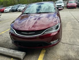 2016 Chrysler 200 - Image 4