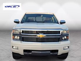 2015 CHEVROLET SILVERADO 1500 CREW CAB PICKUP V8, ECOTEC3, 5.3 LITER HIGH COUNTRY PICKUP 4D 6 1/2 FT at The One Autosales Inc in Phoenix , AZ 85022  33.60461470880989, -112.03641575767358