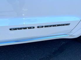 2021 JEEP GRAND CHEROKEE SUV WHITE AUTOMATIC - Dart Auto Group