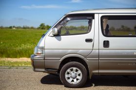 1996 TOYOTA HIACE VAN 1KZ-TE SUPER CUSTOM LIMITED