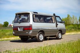 1996 TOYOTA HIACE VAN 1KZ-TE SUPER CUSTOM LIMITED