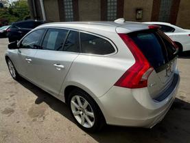 2016 VOLVO V60 WAGON SILVER AUTOMATIC - Auto Spot