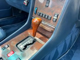 1987 MERCEDES-BENZ 560 SERIES CONVERTIBLE - SL 2D COUPE ROADSTER