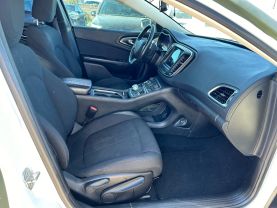 2015 Chrysler 200 - Image 21