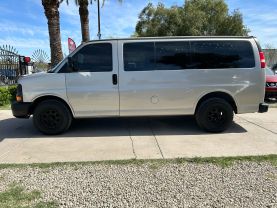 2005 Chevrolet Express 1500 Passenger - Image 2