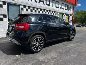 2017 MERCEDES-BENZ GLA SUV 4-CYL, TURBO, 2.0 LITER GLA 250 4MATIC SPORT UTILITY 4D