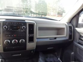 2011 DOGE RAM 1500 CREW CAB PICKUP V8, HEMI, 5.7 LITER ST PICKUP 4D 5 1/2 FT