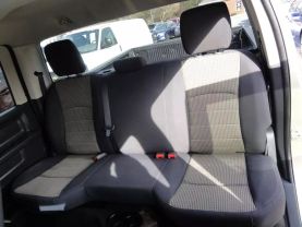 2011 DOGE RAM 1500 CREW CAB PICKUP V8, HEMI, 5.7 LITER ST PICKUP 4D 5 1/2 FT