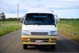 1996 TOYOTA HIACE VAN 1KZ-TE CAMPER