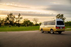 1996 TOYOTA HIACE VAN 1KZ-TE CAMPER