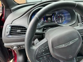 2016 Chrysler 200 - Image 13