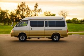 1996 TOYOTA HIACE VAN 1KZ-TE CAMPER