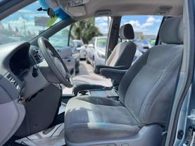 2006 TOYOTA SIENNA PASSENGER BLUE AUTOMATIC -  V & B Auto Sales