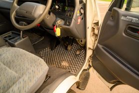 1996 TOYOTA HIACE VAN 1KZ-TE CAMPER