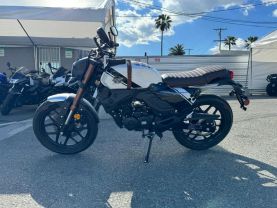 2023 LIFAN KPM 200 STREET - -