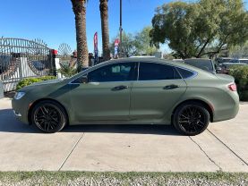 2015 Chrysler 200 - Image 2