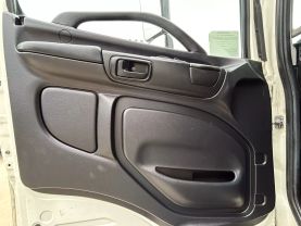 2012 HINO 268 PICKUP - 268