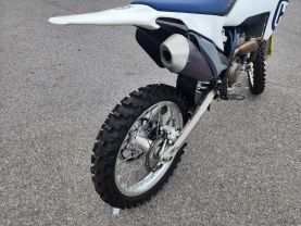 2019 HUSQVARNA FC 250 MOTO CROSS - -