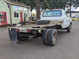 1997 Ford F350 Super Duty Regular Cab & Chassis - Image 3