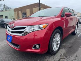 2014 TOYOTA VENZA WAGON RED AUTOMATIC - Auto Spot