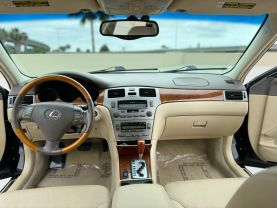2005 LEXUS ES SEDAN V6, 3.3 LITER ES 330 SEDAN 4D